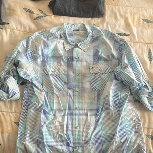 Izod surfcaster size xl mens light blue and green shirt
